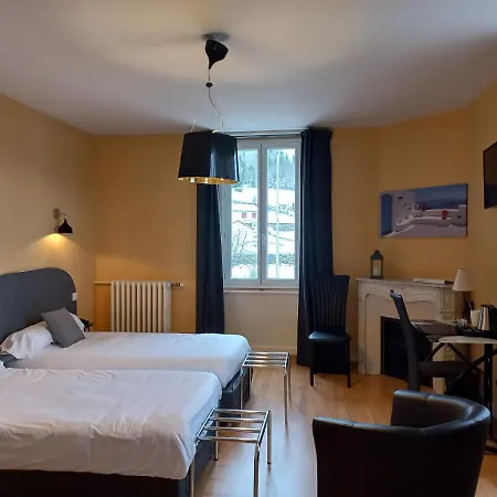 فندق Restaurant De La Poste Saint-Just-en-Chevalet