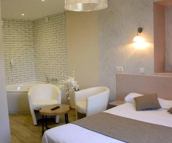 Restaurant De La Poste Hotel Saint-Just-en-Chevalet