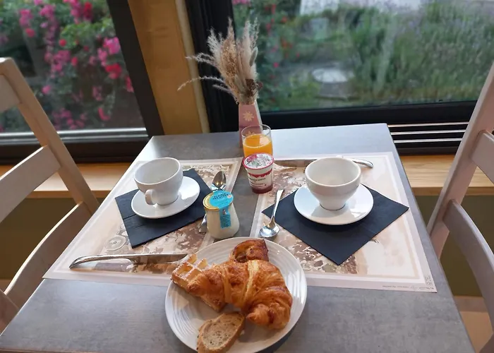 Restaurant De La Poste Hotel Saint-Just-en-Chevalet