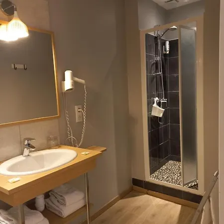 Restaurant De La Poste Hotel 3*