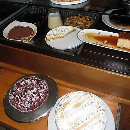 Restaurant De La Poste Hotel 3*