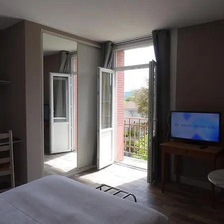 Restaurant De La Poste 호텔 3*