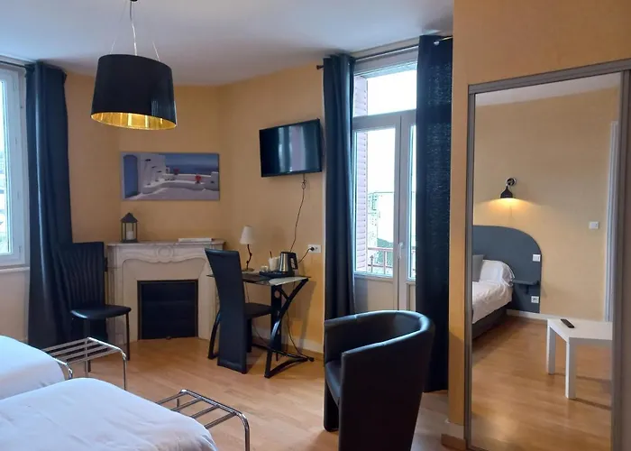 Restaurant De La Poste Otel